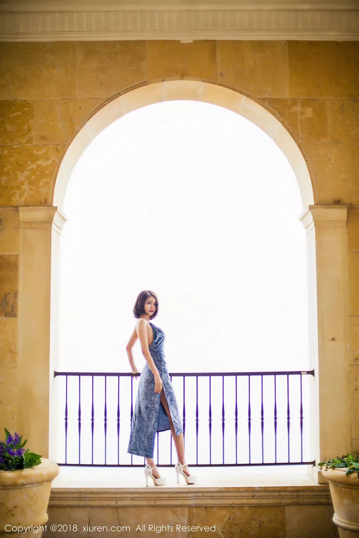 秀人集.com_[XiuRen秀人网]No.935_嫩模廿十居家私房红色塑身内衣秀完美身材白嫩肌肤性感写真58P