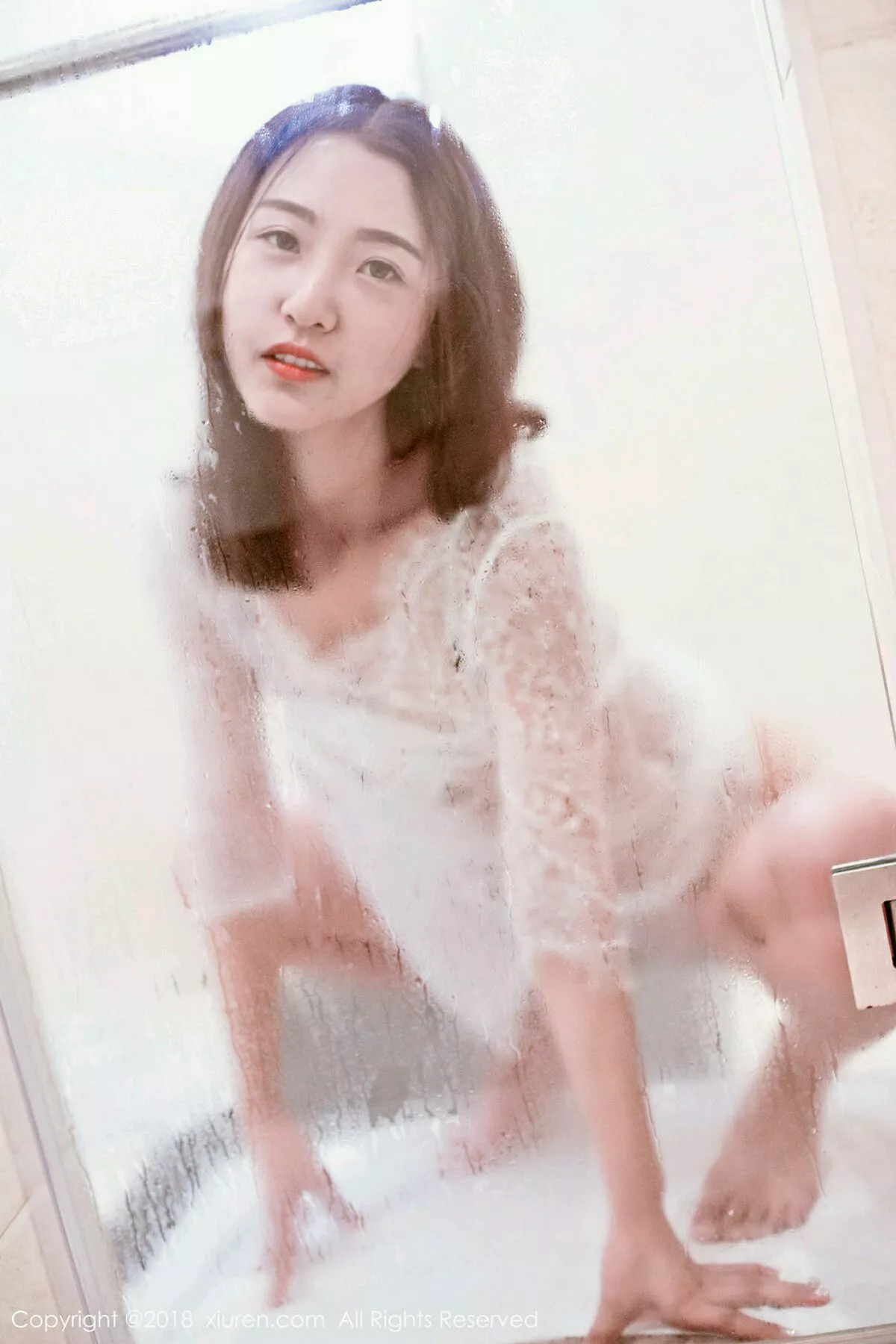 秀人集.com_[XiuRen秀人网]No.964_高挑嫩模七月Julie私房低胸连体服+蕾丝浴室湿身诱惑写真48P