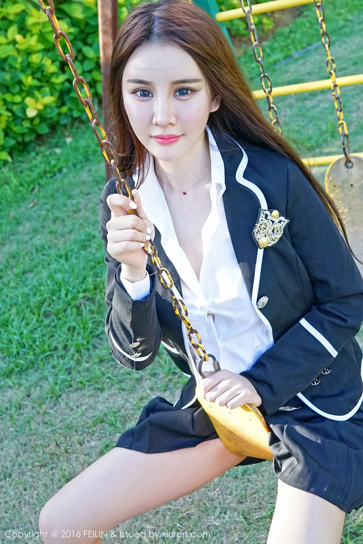 秀人集.com_[FeiLin嗲囡囡]Vol.027_嫩模Cheryl青树薄荷岛旅拍泳池边性感比基尼写真53P