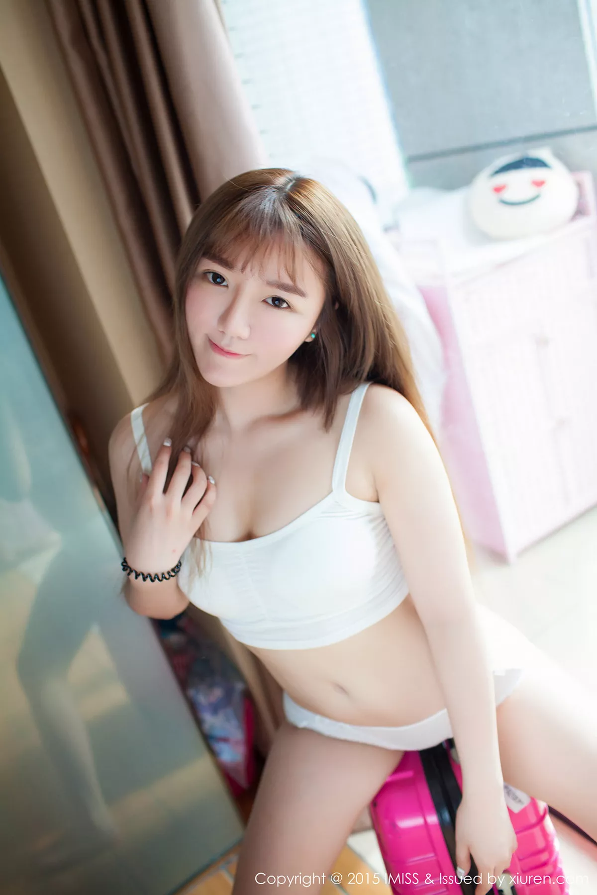 秀人集.com_[IMISS爱蜜社]Vol.033_嫩模小宝酱居家私房粉色系迷人翘臀诱惑写真67P