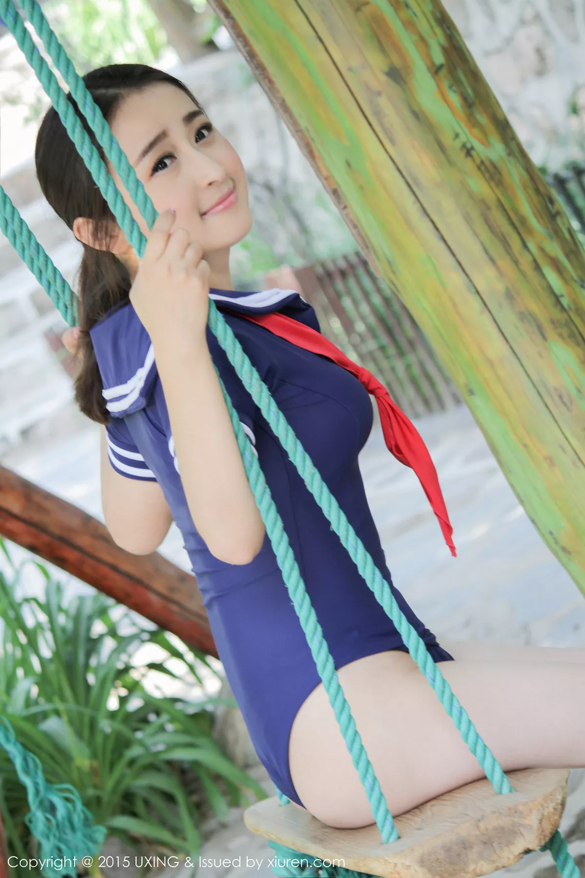 秀人集.com_[UXING优星馆]Vol.017_嫩模煊煊sunny爱吃棒棒糖的连体泳装妹子性感写真50P