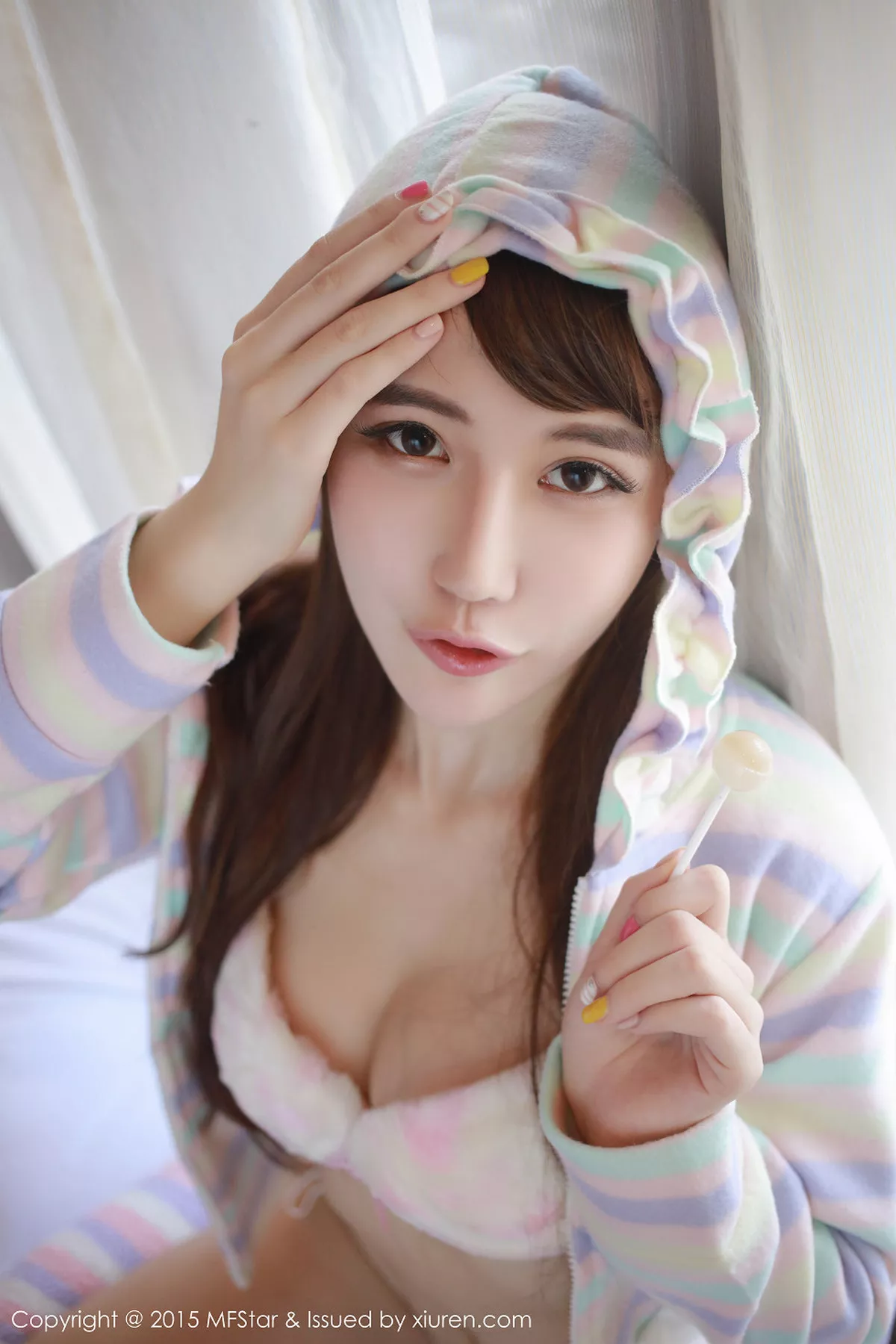 秀人集.com_[MFStar模范学院]Vol.027_熊吖BOBO龙目岛旅拍黑色内衣秀美乳完美身材写真54P