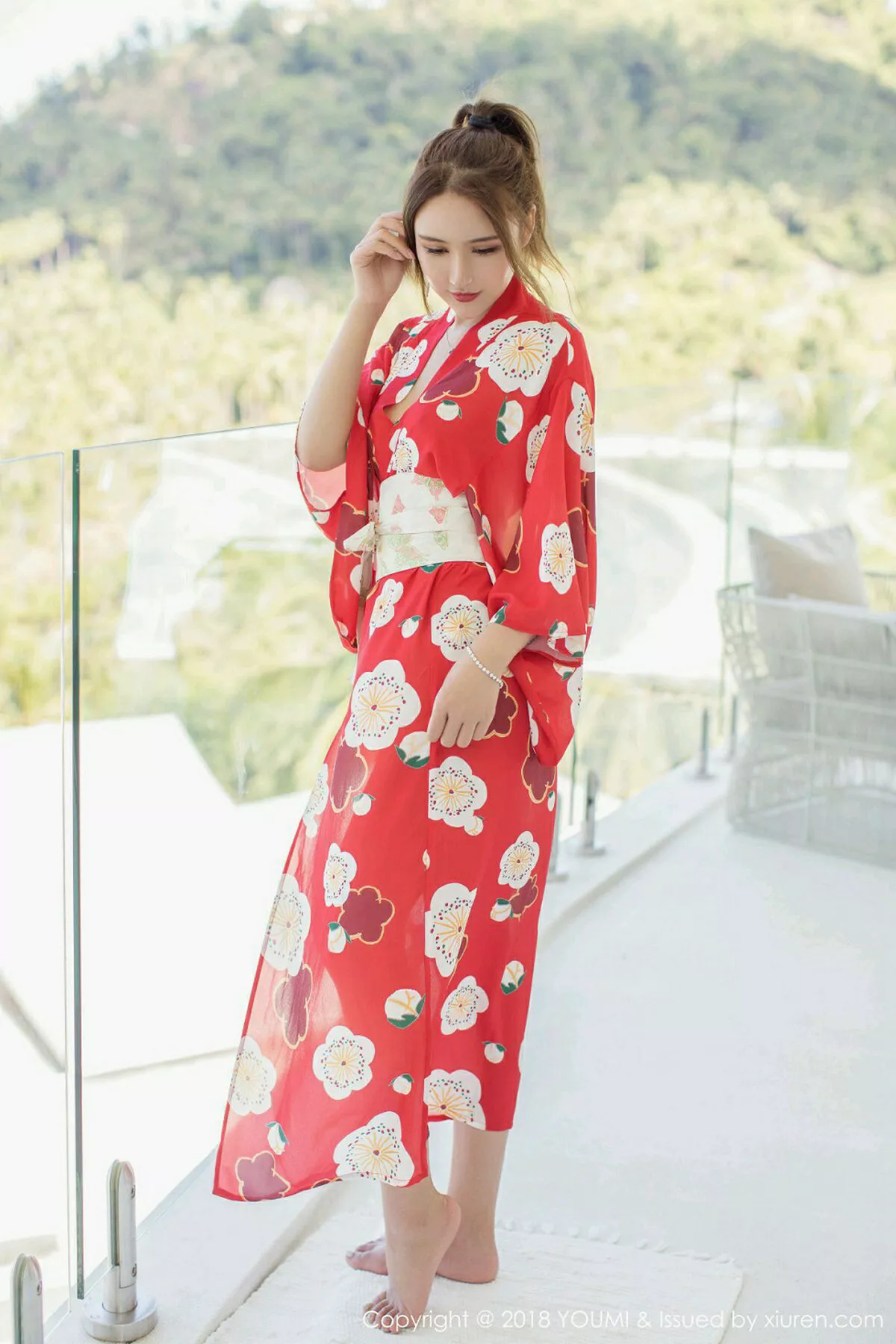 秀人集.com_[YouMi尤蜜荟]Vol.167_女神SOLO-尹菲苏梅岛旅拍居家红色内衣配丁字裤火辣诱惑写真49P