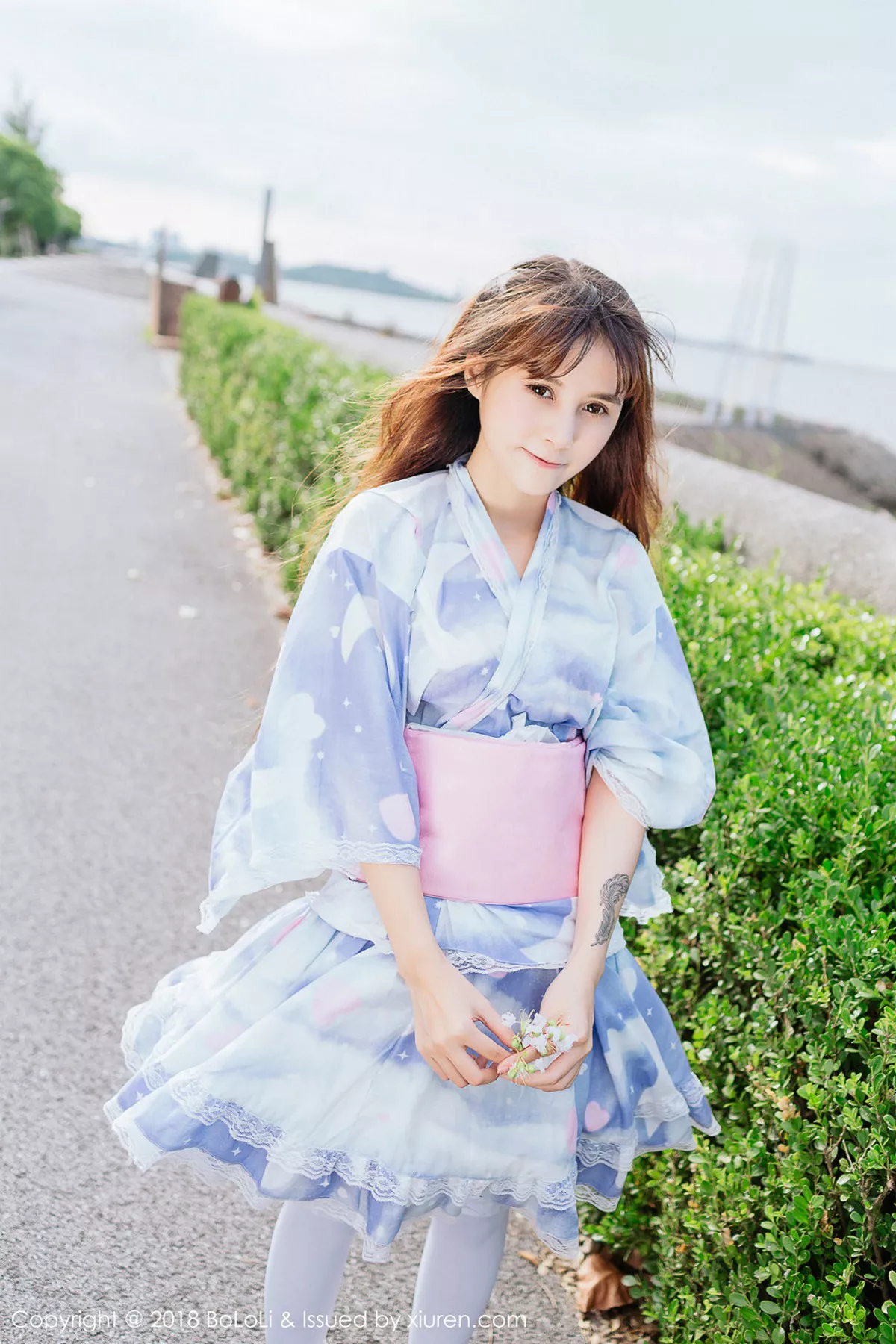 秀人集.com_[Tukmo兔几盟]Vol.118_嫩模夏美酱户外日系百花裙配白丝袜清新迷人写真61P