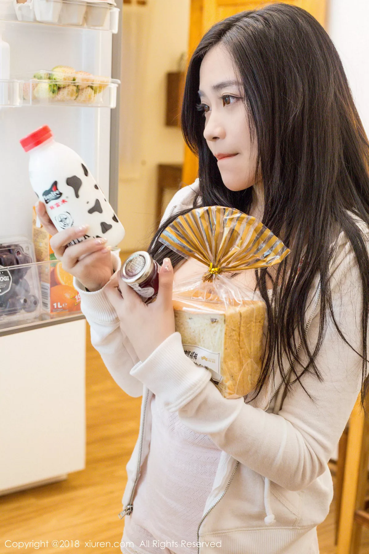 秀人集.com_[XiuRen秀人网]No.1024_女神许诺Sabrina居家早安女友系列床上慵懒迷人写真82P