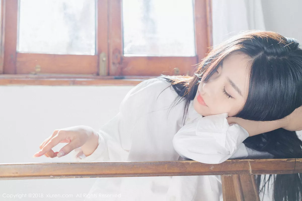 秀人集.com_[XiuRen秀人网]No.1024_女神许诺Sabrina居家早安女友系列床上慵懒迷人写真82P