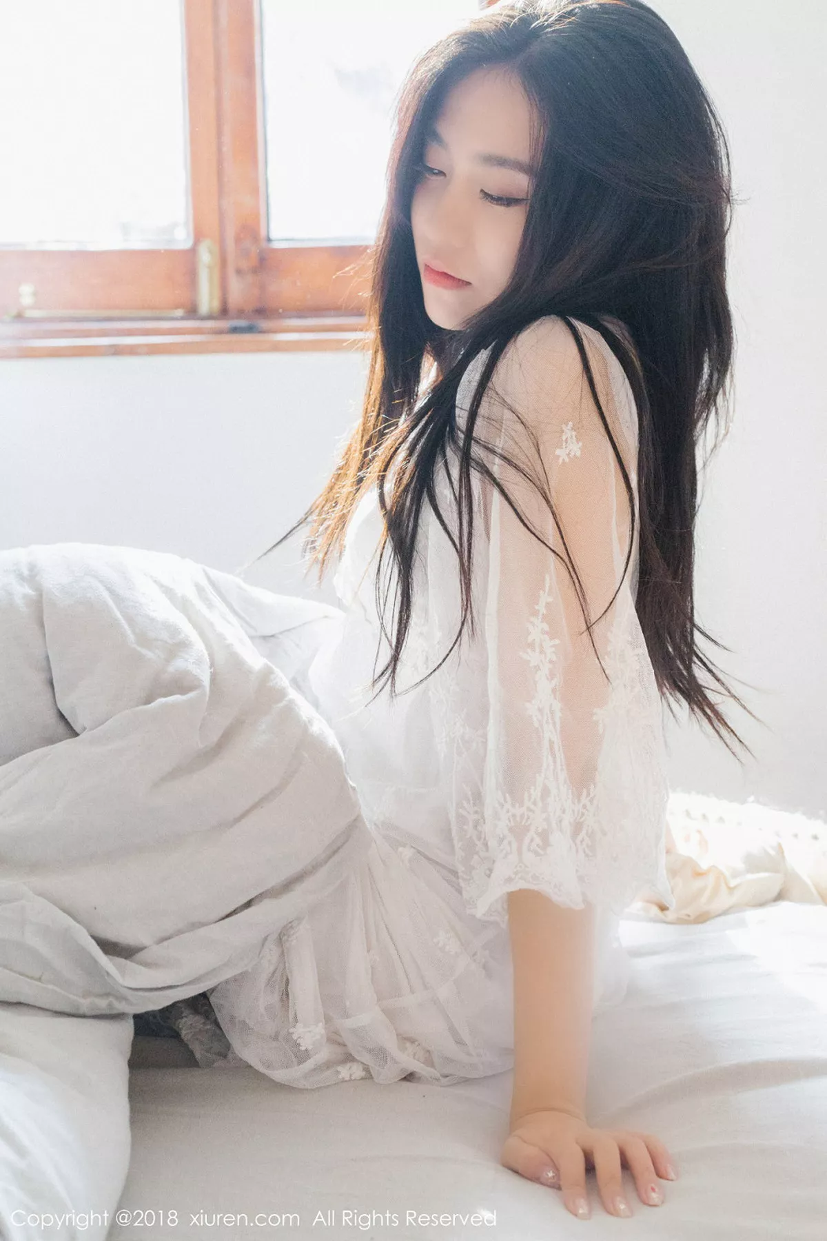 秀人集.com_[XiuRen秀人网]No.1024_女神许诺Sabrina居家早安女友系列床上慵懒迷人写真82P