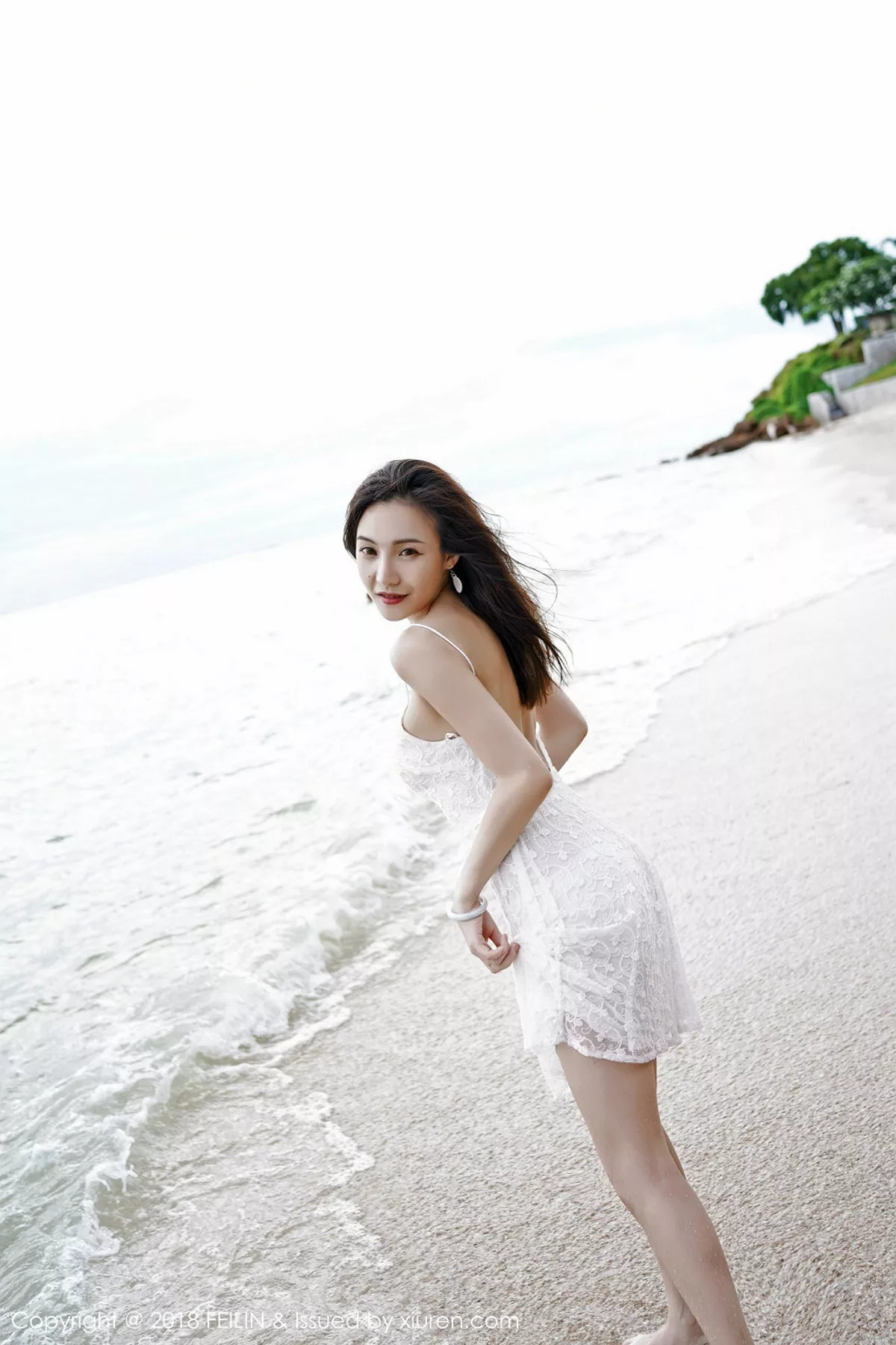 秀人集.com_[FeiLin嗲囡囡]Vol.147_美女主播Hana妹半脱牛仔衣性感黑色蕾丝内衣诱惑写真40P