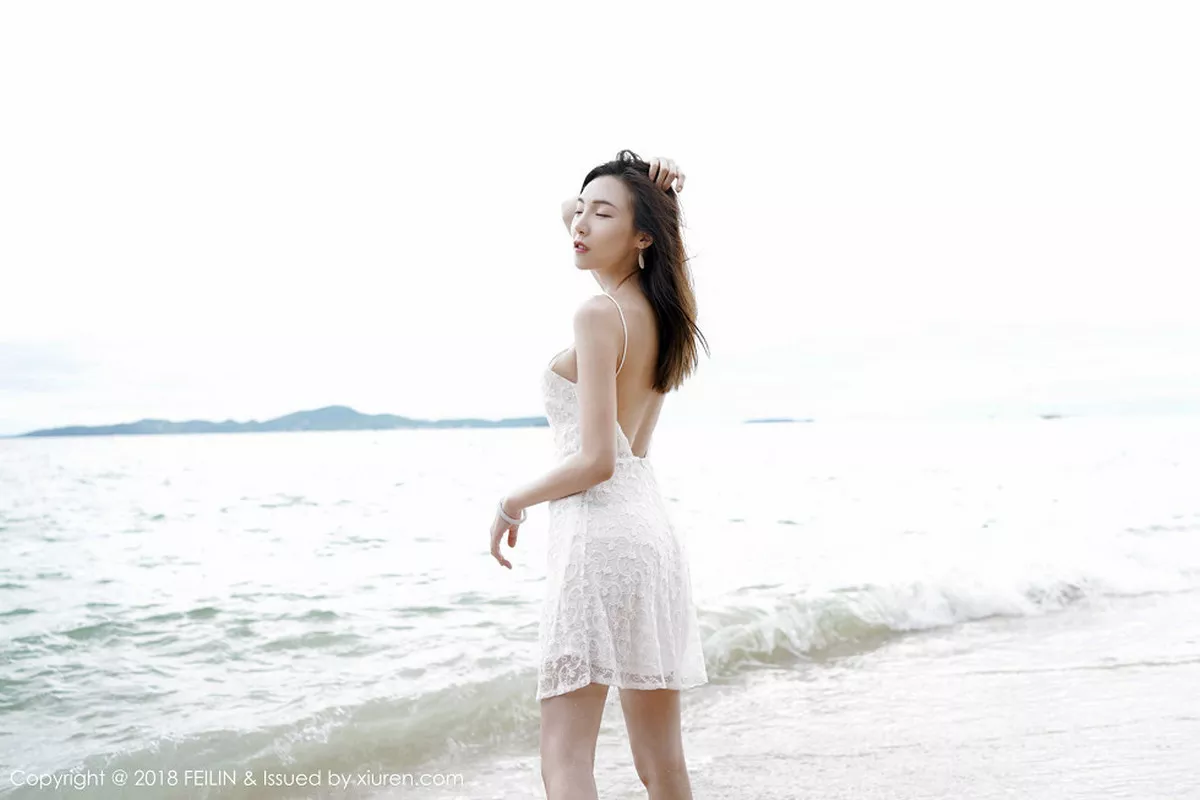 秀人集.com_[FeiLin嗲囡囡]Vol.147_美女主播Hana妹半脱牛仔衣性感黑色蕾丝内衣诱惑写真40P