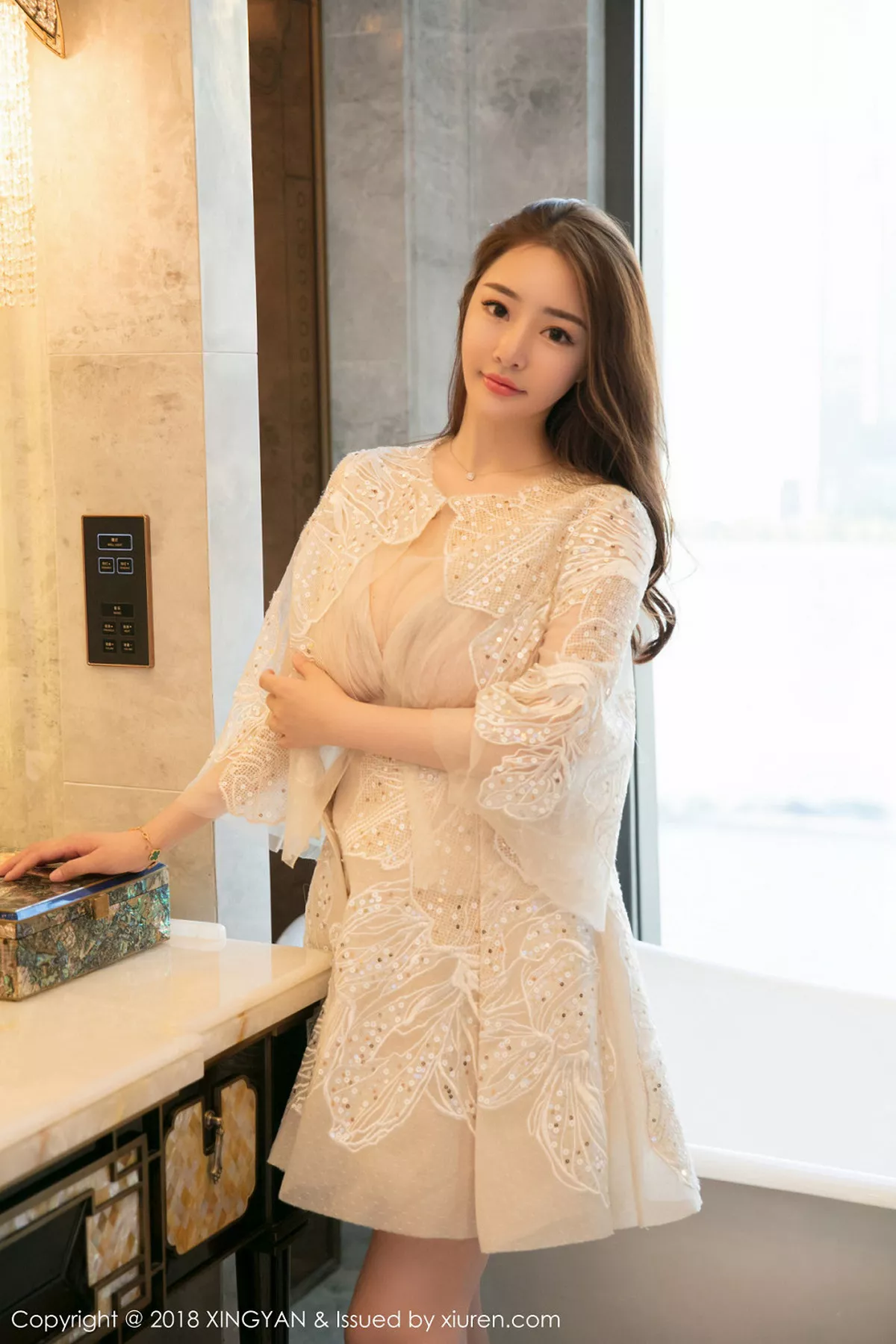 秀人集.com_[XINGYAN星颜社]Vol.066_丽质美女卓雅私房黑色蕾丝情趣内衣秀豪乳翘臀火辣诱惑写真41P