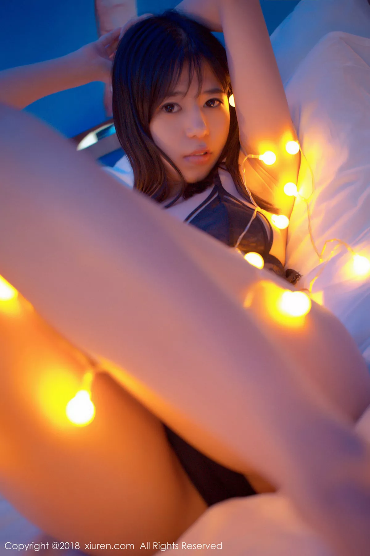 秀人集.com_[XiuRen秀人网]No.1057_嫩模艾栗栗居家床上黑色蕾丝内衣灯光下撩人诱惑写真48P