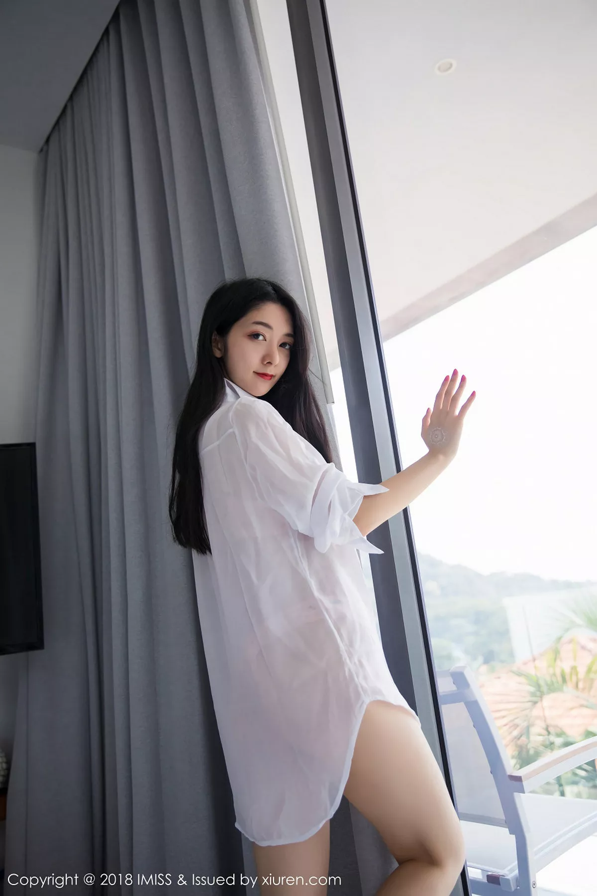 秀人集.com_[IMISS爱蜜社]Vol.259_女神小热巴吉普岛旅拍透视白衬衣半脱秀粉色内衣诱惑写真56P