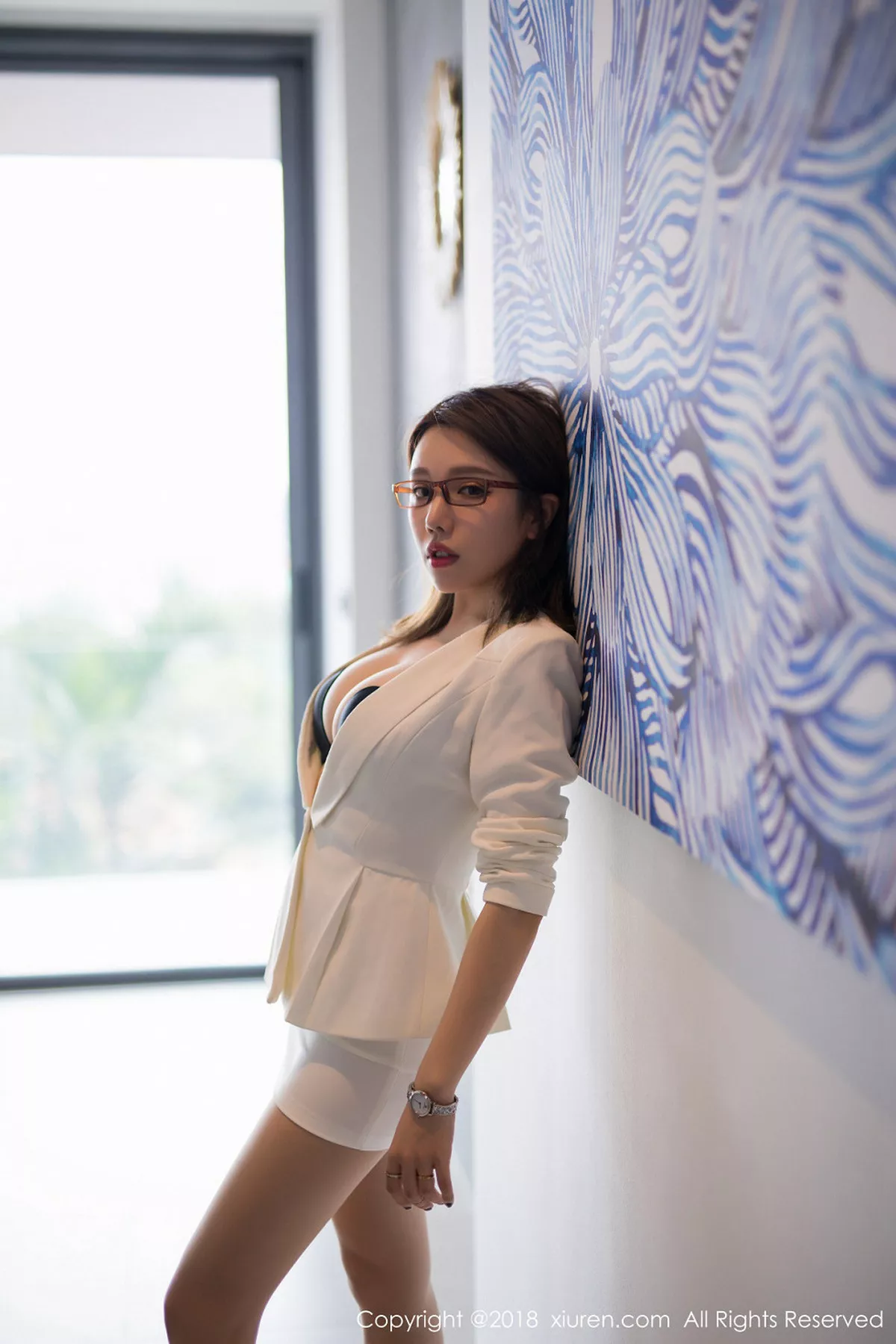 秀人集.com_[XiuRen秀人网]No.1085_女神黄乐然普吉岛旅拍职业装露黑色内衣秀白嫩美乳诱惑写真50P