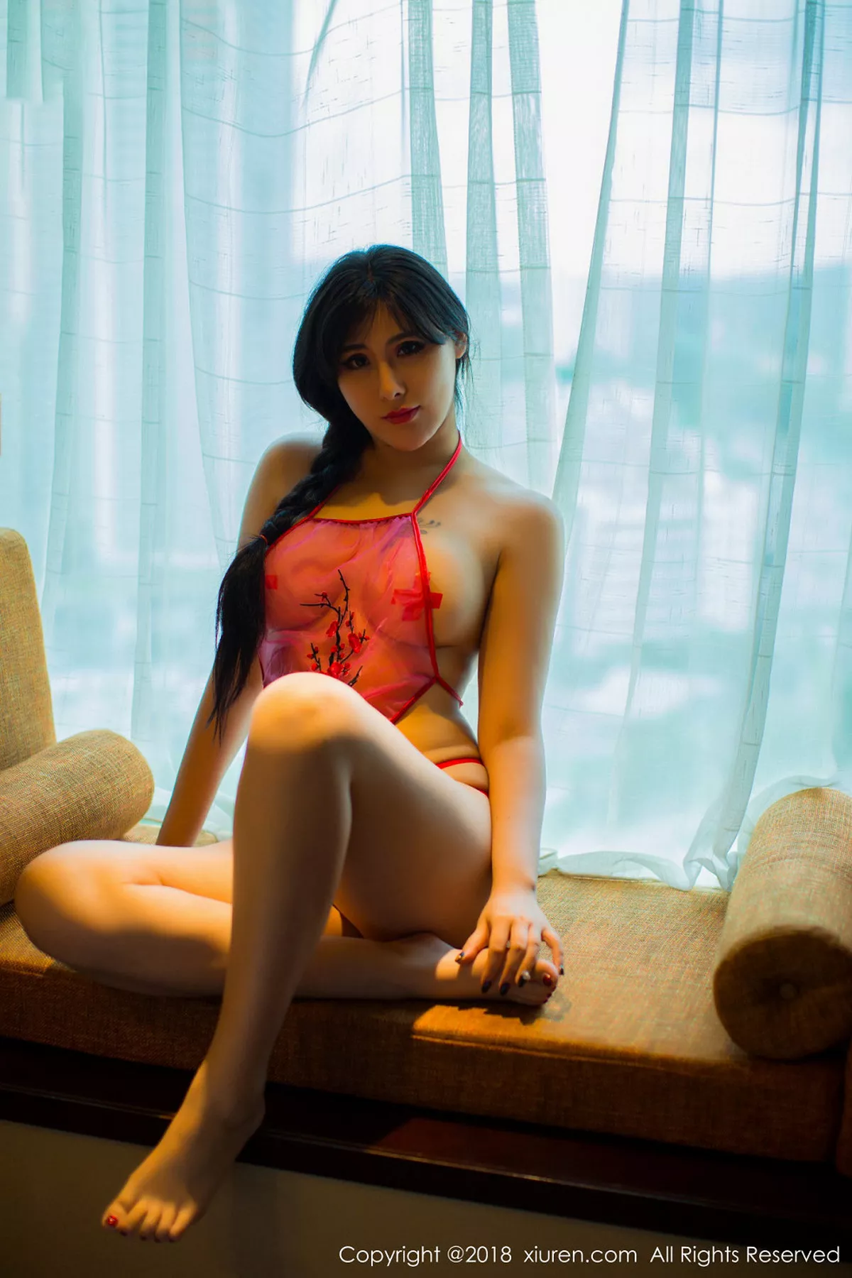 秀人集.com_[XiuRen秀人网]No.1120_女神孟狐狸FoxYini全裸露豪乳血滴子遮点喷血诱惑写真52P