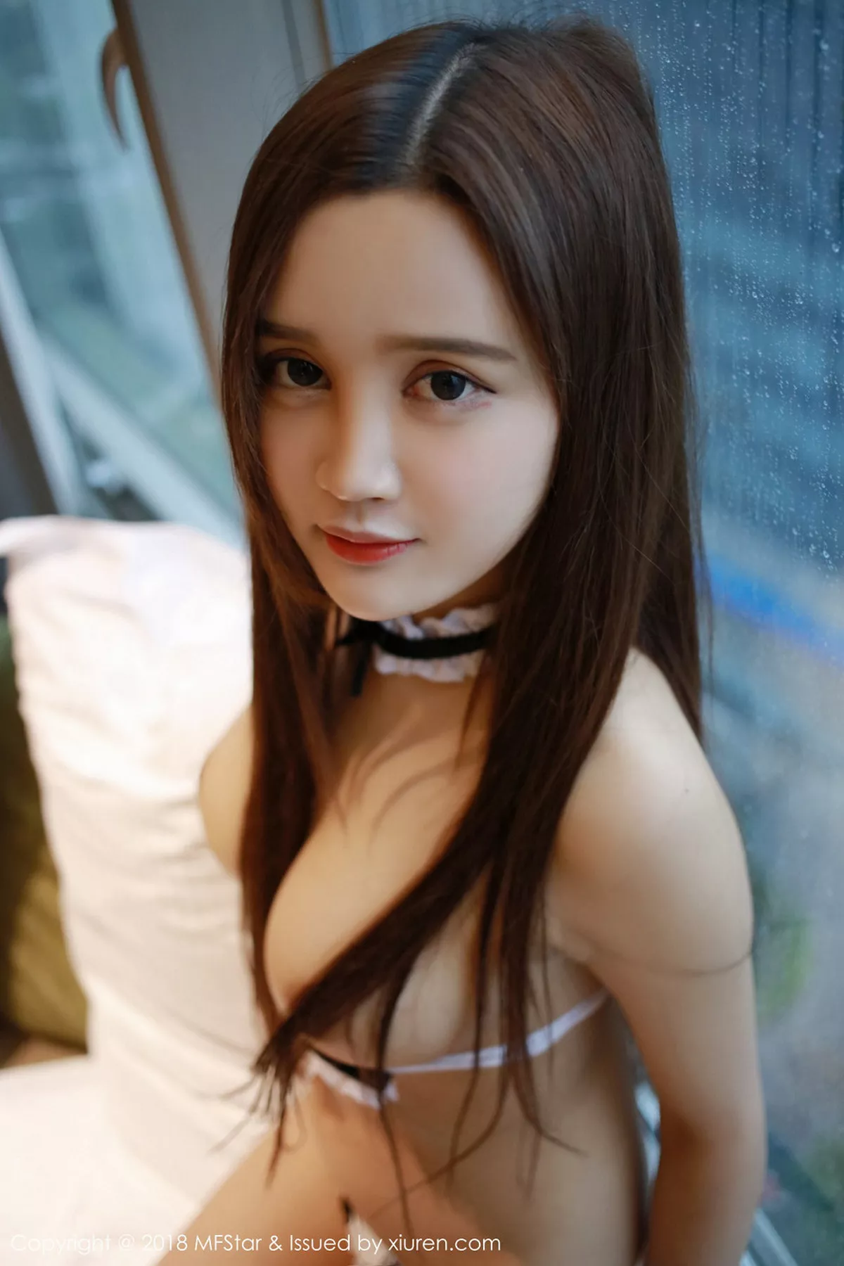 秀人集.com_[MFStar模范学院]Vol.139_靓丽嫩模姗姗私房三点式内衣半脱秀豪乳翘臀极致诱惑写真46P