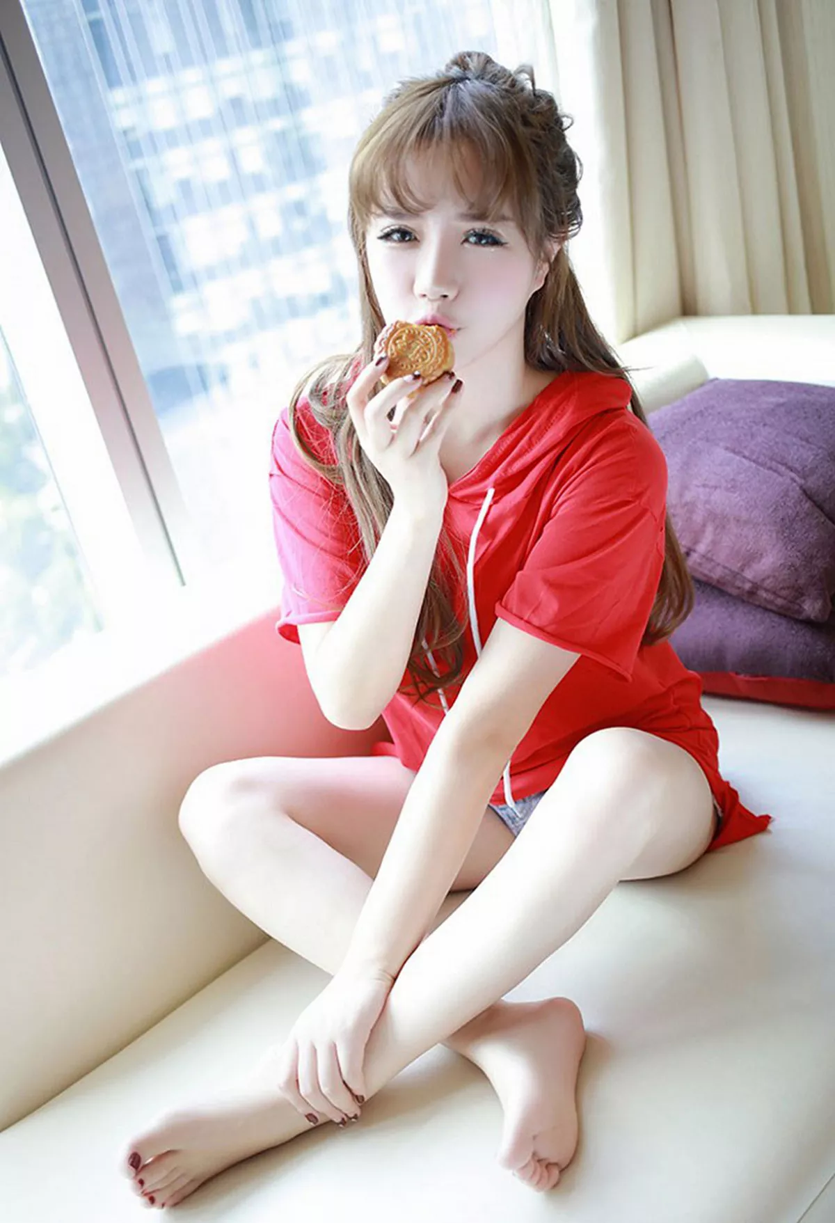 秀人集.com_[MFStar模范学院]Vol.070_嫩模徐cake泰国心愿旅拍白色蕾丝内衣秀美胸性感写真51P