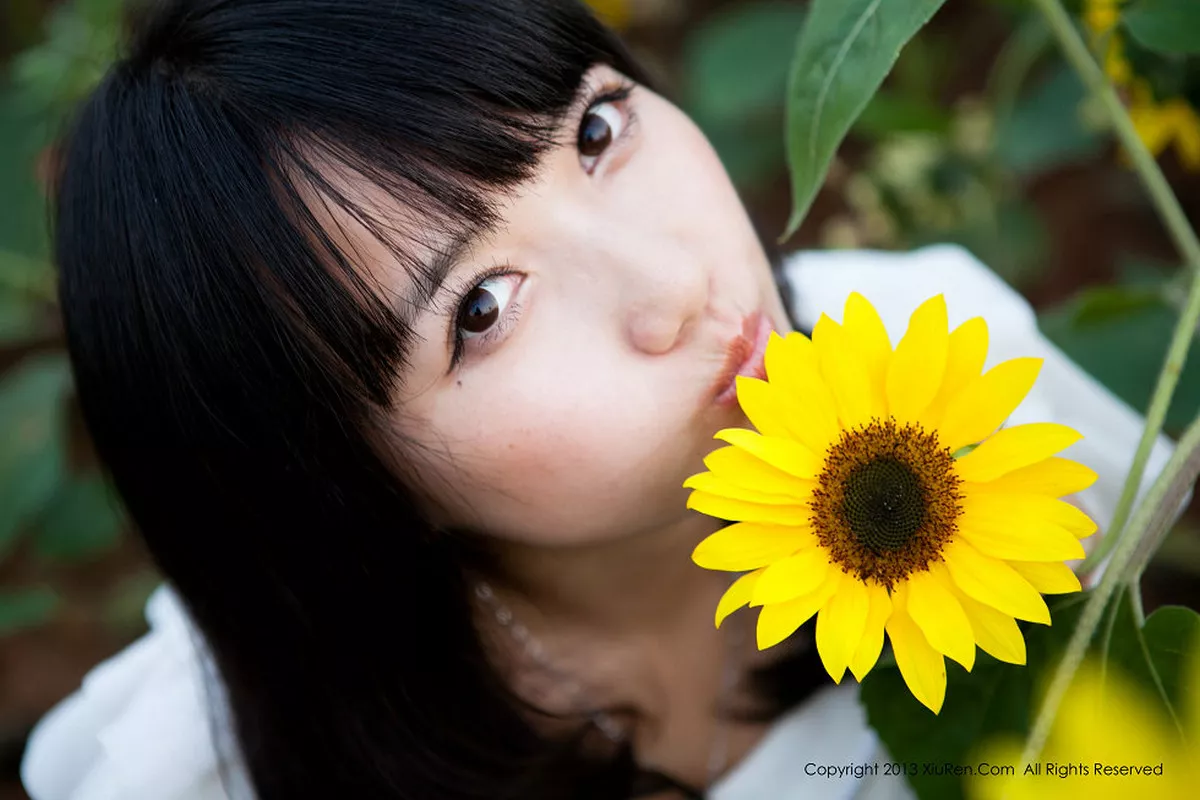 秀人集.com_[XiuRen秀人网]No.053_清纯美少女默漠无荢清新阳光写真海量合集121P