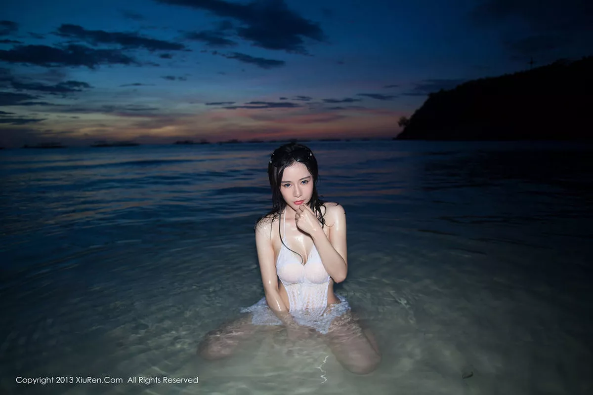 秀人集.com_[XiuRen秀人网]No.069_嫩模nancy小姿白色情趣内衣泳池里湿身诱惑写真73P