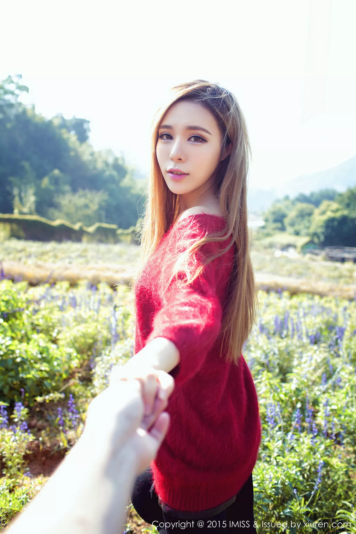 秀人集.com_[IMISS爱蜜社]Vol.047_嫩模游潇潇旅拍户外性感花色比基尼秀完美曲线写真54P