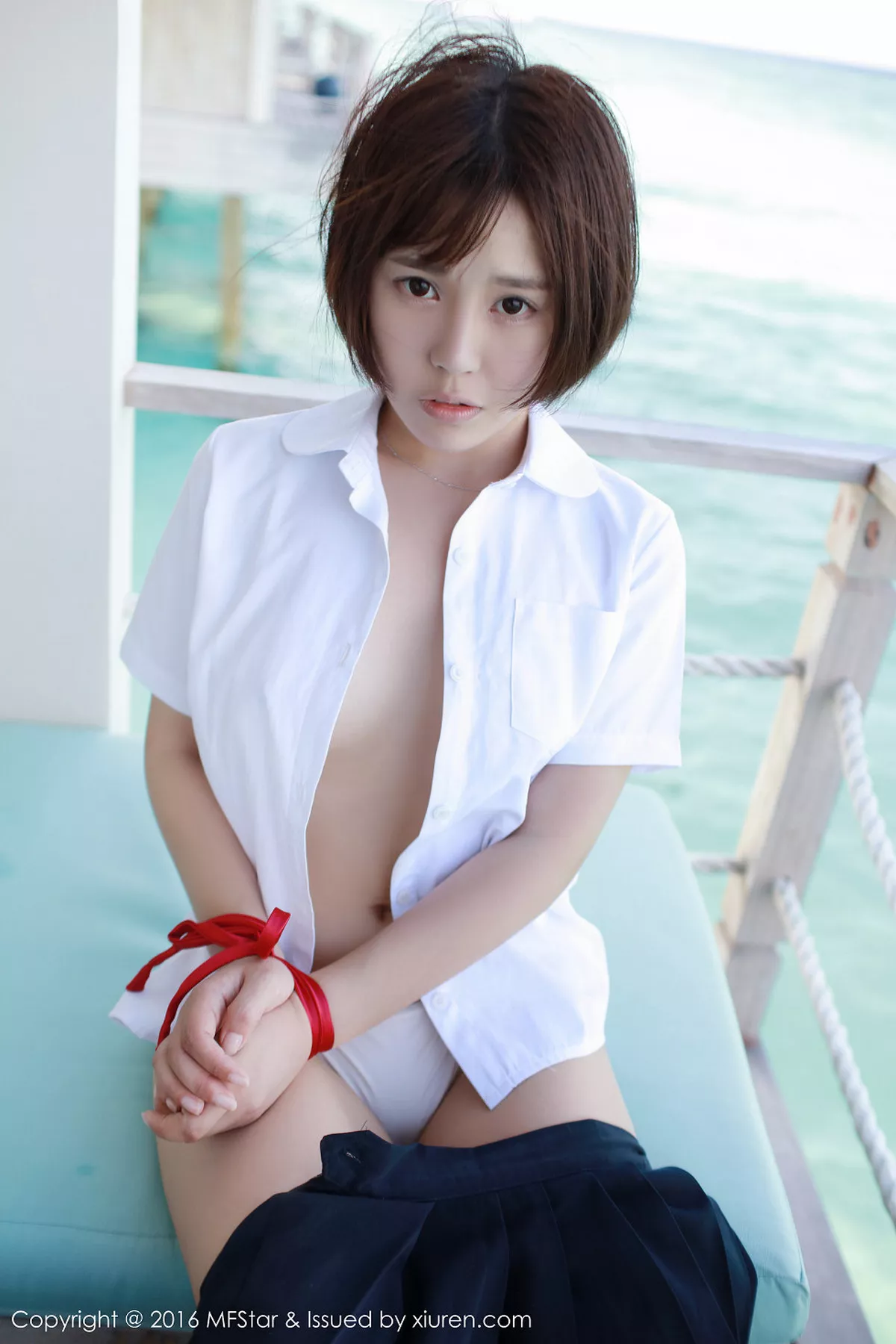 秀人集.com_[MFStar模范学院]Vol.057_Evelyn艾莉马尔代夫旅拍性感比基尼白嫩肌肤写真53P