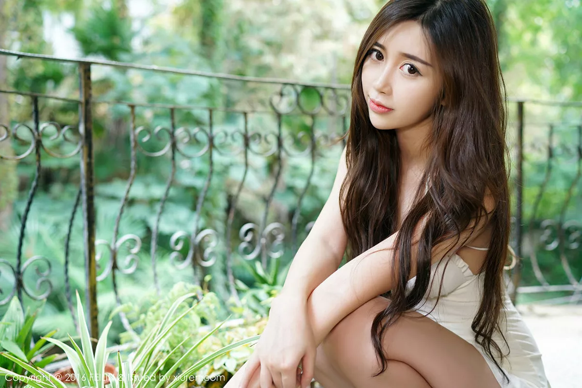 秀人集.com_[FeiLin嗲囡囡]Vol.052_嫩模方绮言Ayaka森林清新系完美曲线可爱卖萌写真42P