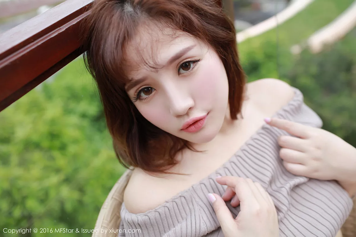 秀人集.com_[MFStar模范学院]Vol.059_嫩模徐cake泰国心愿旅拍性感内衣露半球撩人诱惑50P