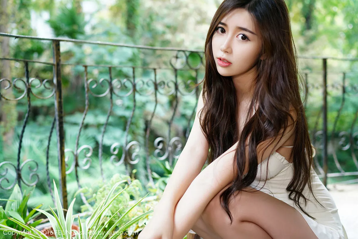 秀人集.com_[FeiLin嗲囡囡]Vol.052_嫩模方绮言Ayaka森林清新系完美曲线可爱卖萌写真42P