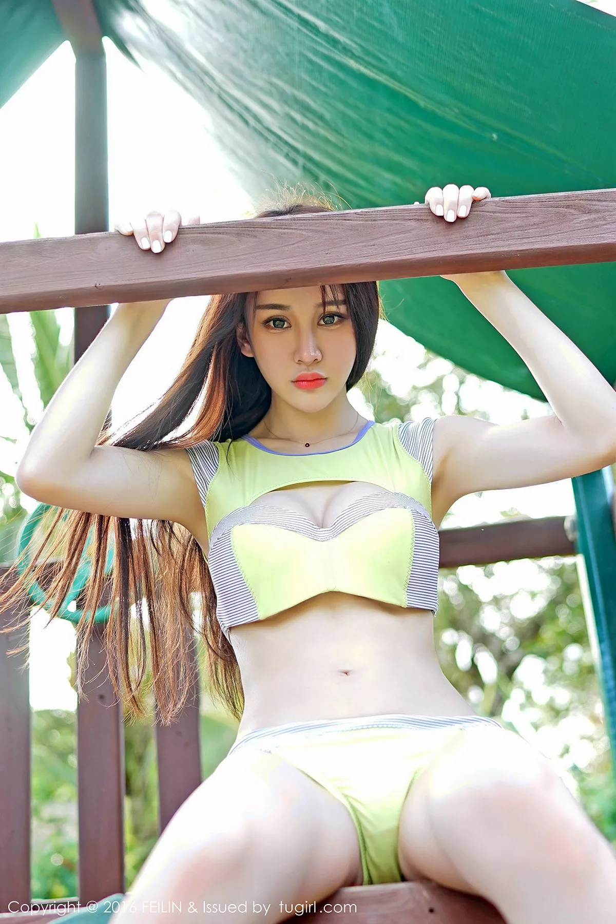 秀人集.com_[FeiLin嗲囡囡]Vol.035_嫩模Cheryl青树薄荷岛旅拍居家连体内衣真空秀豪乳48P