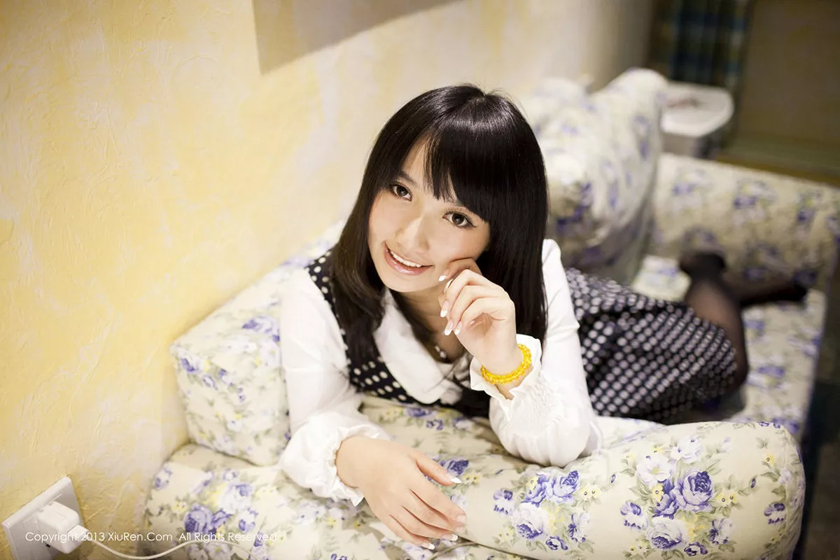 秀人集.com_[XiuRen秀人网]No.053_清纯美少女默漠无荢清新阳光写真海量合集121P