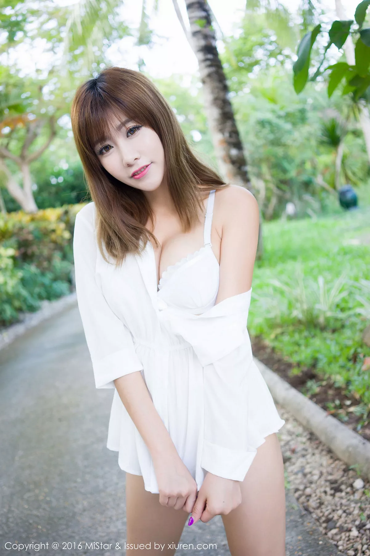 秀人集.com_[MiStar魅妍社]Vol.068_嫩模程小烦不烦薄荷岛旅拍红色比基尼完美曲线写真60P