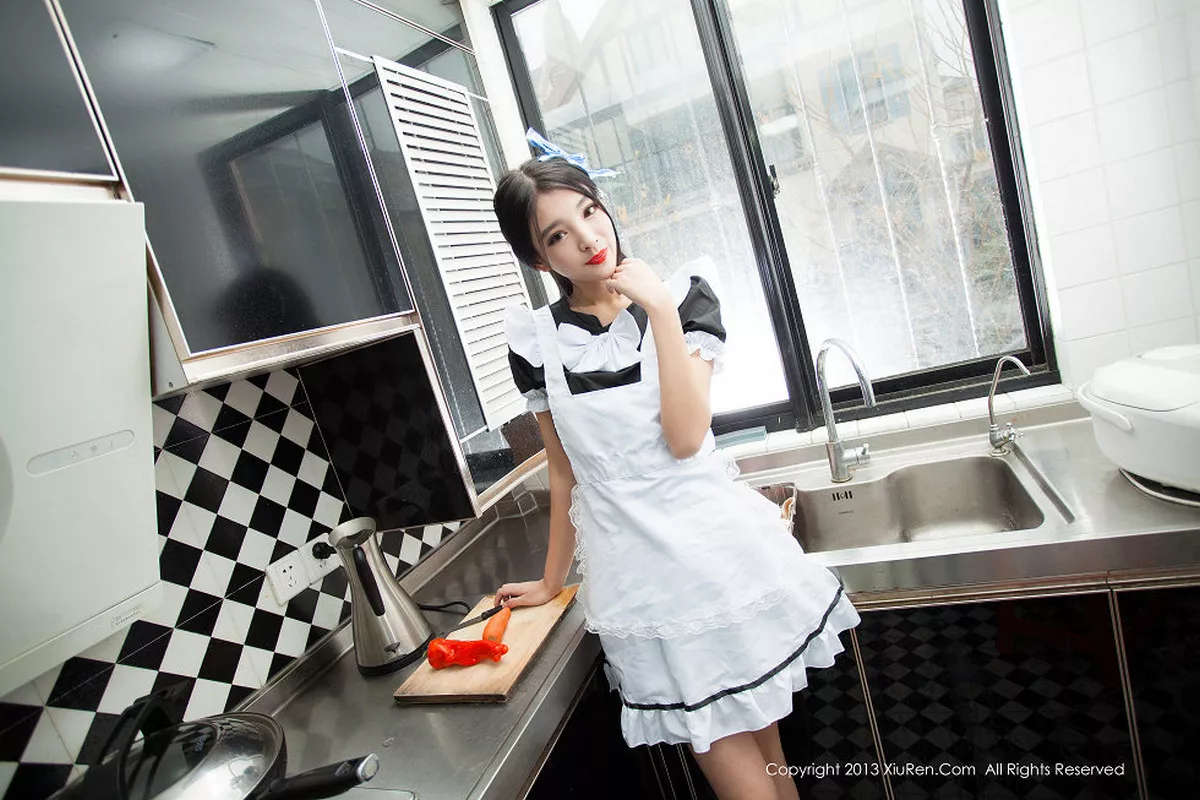 秀人集.com_[XiuRen秀人网]No.066_绝美女神陈大榕黑色女仆装性感厨娘系列写真秀110P