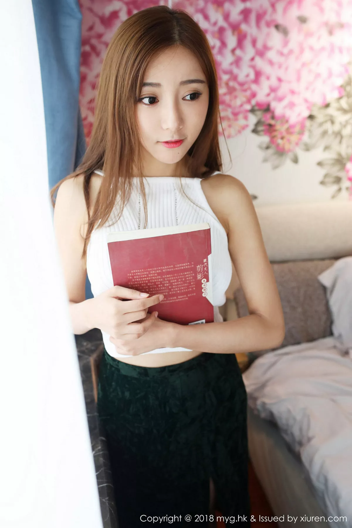 秀人集.com_[MyGirl美媛馆]Vol.312_嫩模王馨瑶yanni阳光美少女白色吊带衣配牛仔短裤性感写真47P