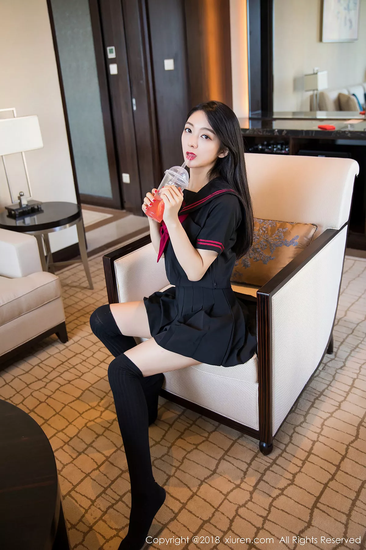 秀人集.com_[XiuRen秀人网]No.1156_女神Angela小热巴英伦式校服半脱露性感内衣秀完美身材写真47P