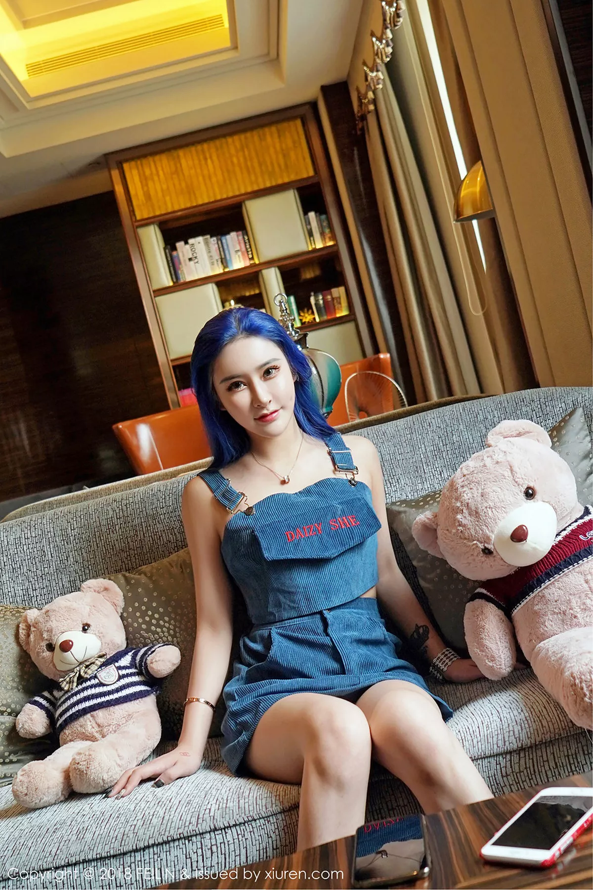 秀人集.com_[FeiLin嗲囡囡]Vol.166_嫩模喵莫儿私房全裸火辣胴体配黑色蕾丝丁字裤喷血诱惑写真38P