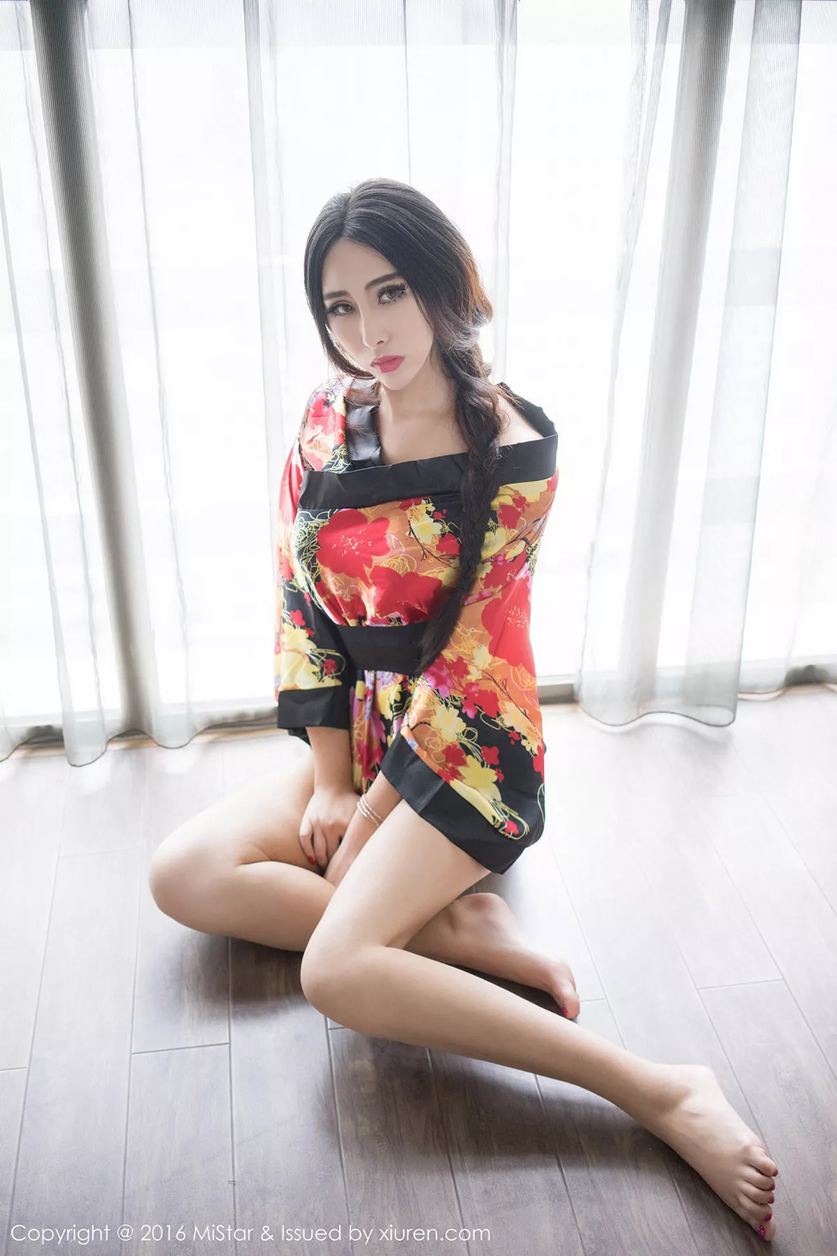 秀人集.com_[MiStar魅妍社]Vol.096_嫩模FoxYini孟狐狸私房情趣内衣系列迷人豪乳诱惑43P