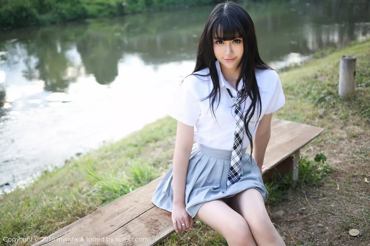 秀人集.com_[MyGirl美媛馆]Vol.096_嫩模杨晓青儿泰国旅拍清纯学生装花丛中的美仙子写真88P