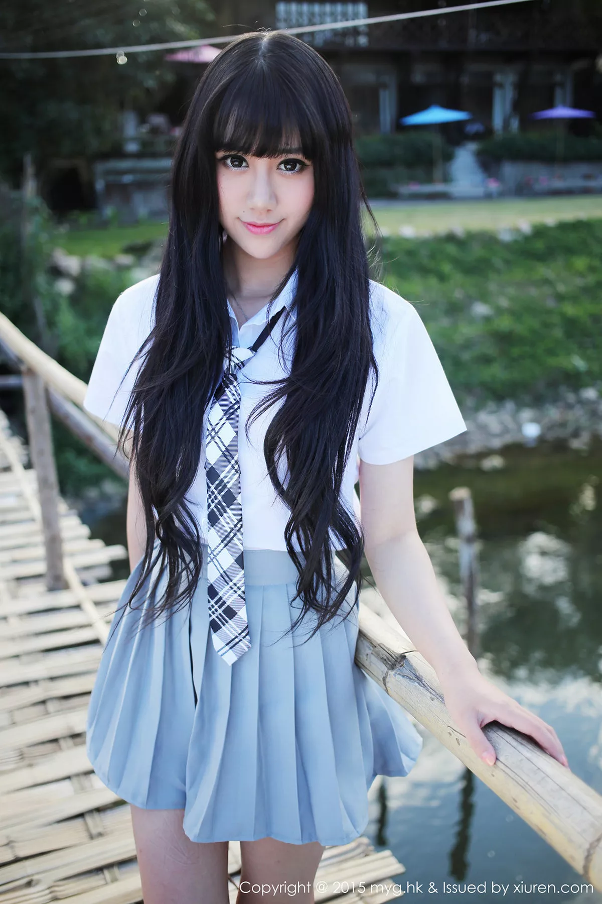 秀人集.com_[MyGirl美媛馆]Vol.096_嫩模杨晓青儿泰国旅拍清纯学生装花丛中的美仙子写真88P