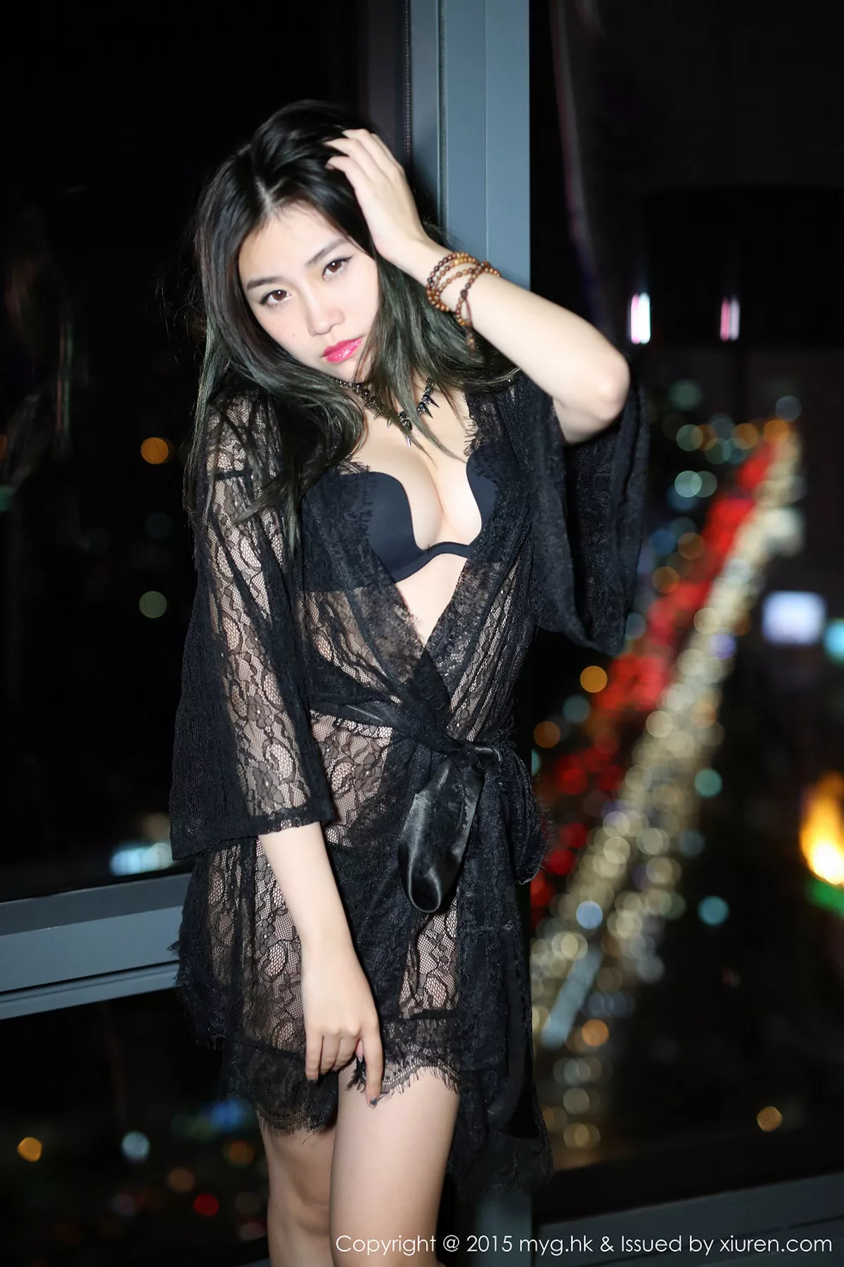 秀人集.com_[MyGirl美媛馆]Vol.090_嫩模许诺Sabrina泰国旅拍黑丝渔网秀蕾丝内裤写真55P