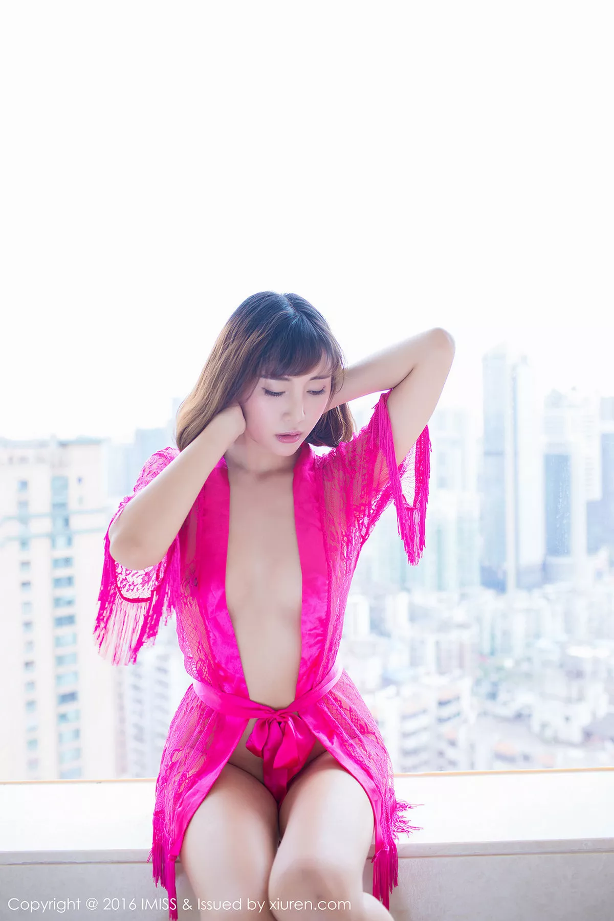 秀人集.com_[IMISS爱蜜社]Vol.077_嫩模樂樂Mango红色缕空蕾丝薄纱睡裙完美诱惑秀美乳48P