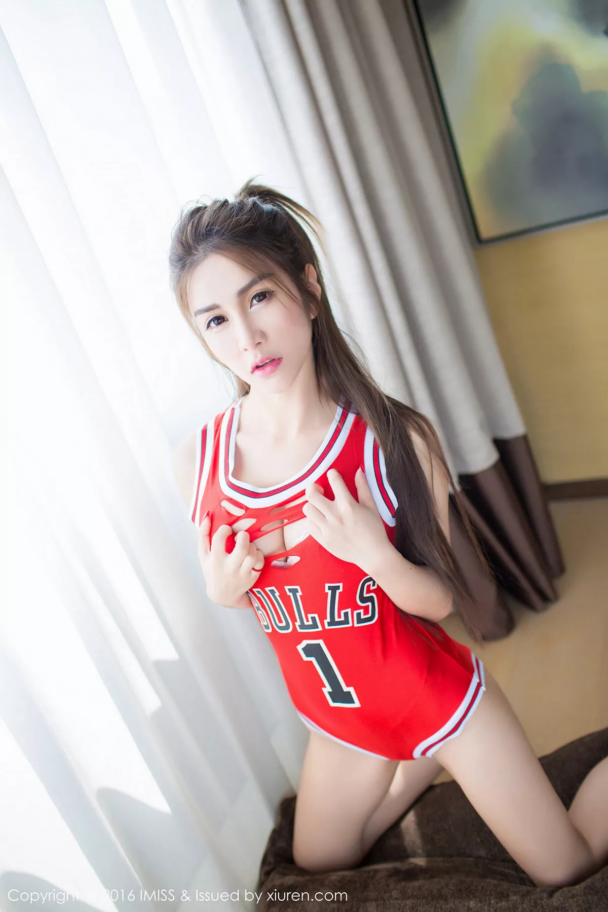 秀人集.com_[IMISS爱蜜社]Vol.081_嫩模李李七七喜喜白色蕾丝内裤性感巨乳厨娘写真48P