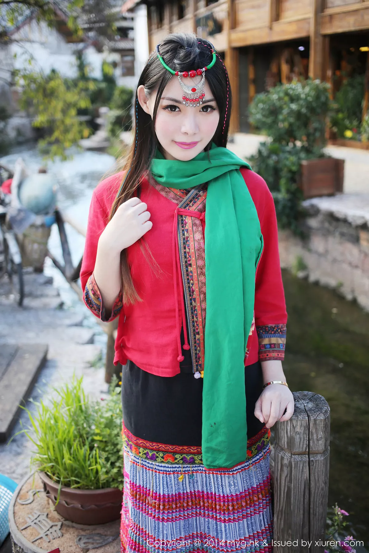 秀人集.com_[MyGirl美媛馆]Vol.071_嫩模MARA醬丽江古城旅拍黑丝网袜诱人美臀诱惑写真53P