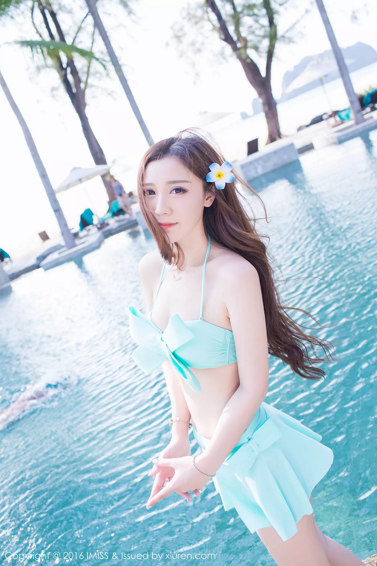 秀人集.com_[IMISS爱蜜社]Vol.084_嫩模淼淼萌萌哒兰卡威旅拍性感比基尼靓丽迷人写真45P