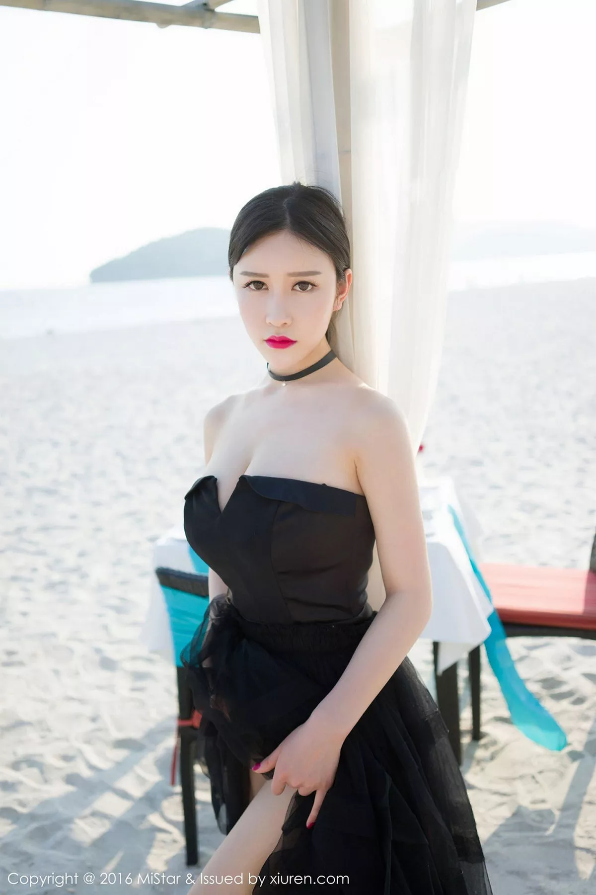 秀人集.com_[MiStar魅妍社]Vol.112_嫩模于姬Una兰卡威旅拍第四套半脱衬衣秀豪乳撩人写真45P