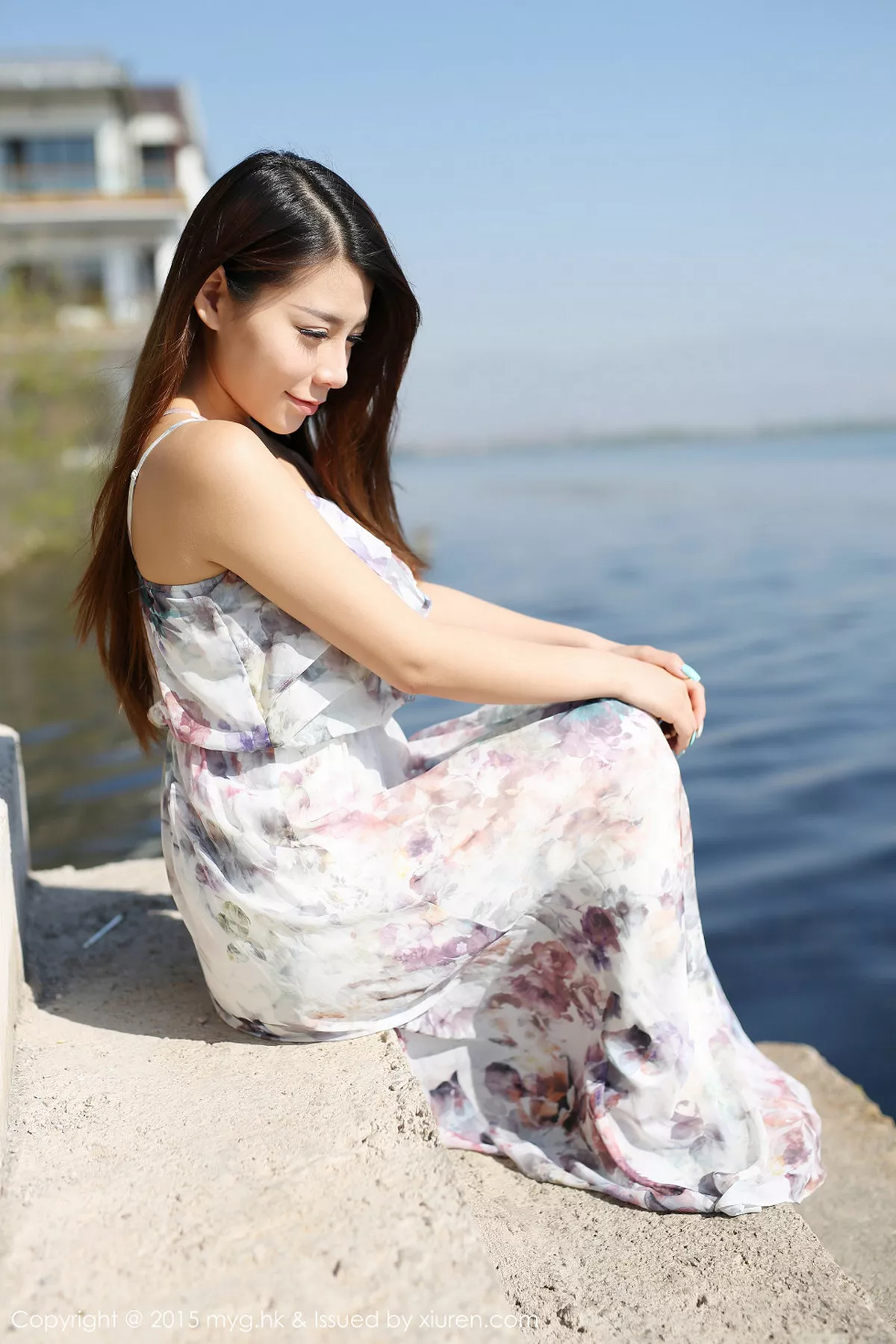 秀人集.com_[MyGirl美媛馆]Vol.106_嫩模vetiver嘉宝贝儿大理旅拍连身花长裙清新迷人写真50P