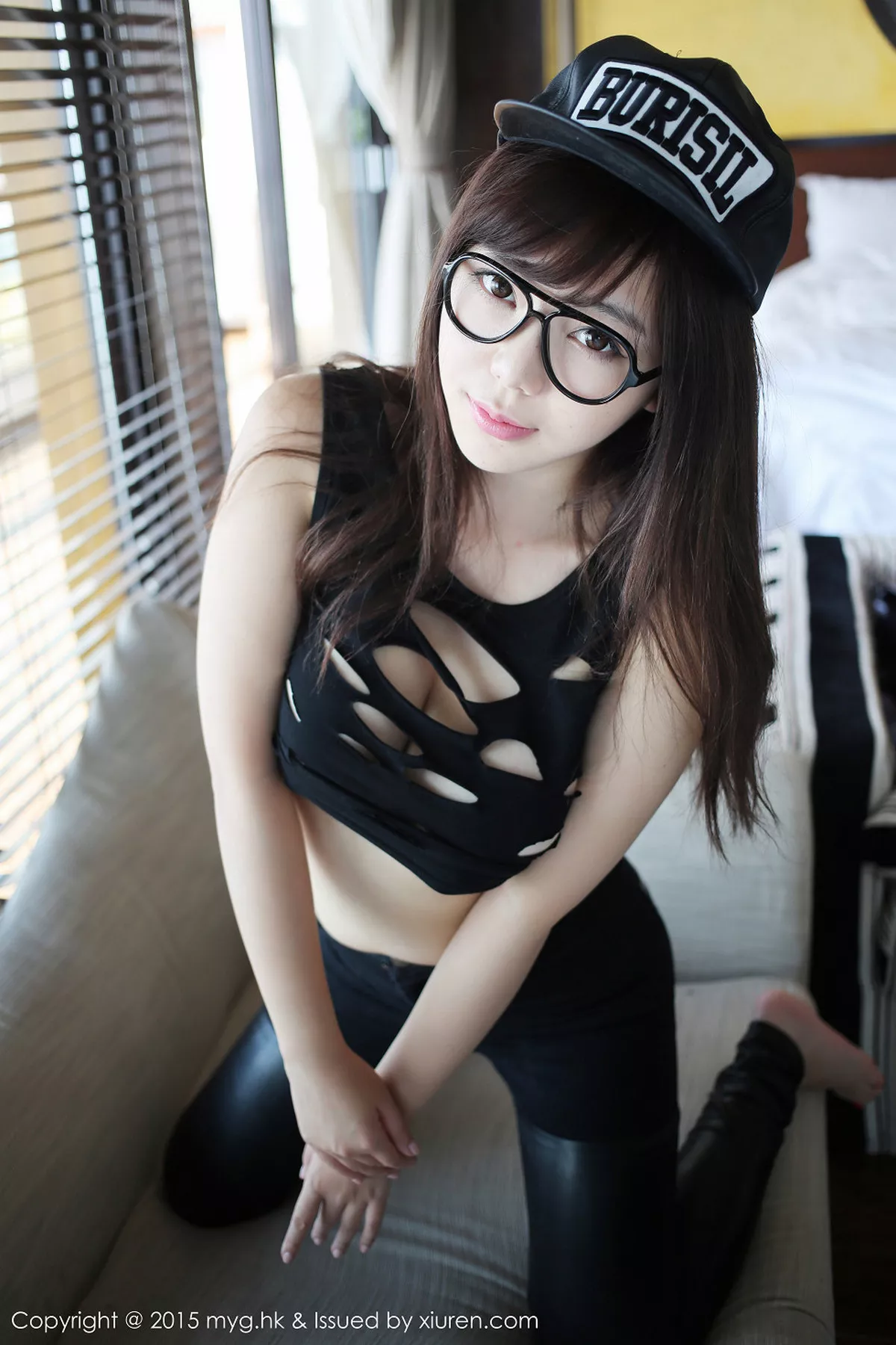 秀人集.com_[MyGirl美媛馆]Vol.109_嫩模刘飞儿Faye室内性感皮裤秀豪乳翘臀极致诱惑写真71P