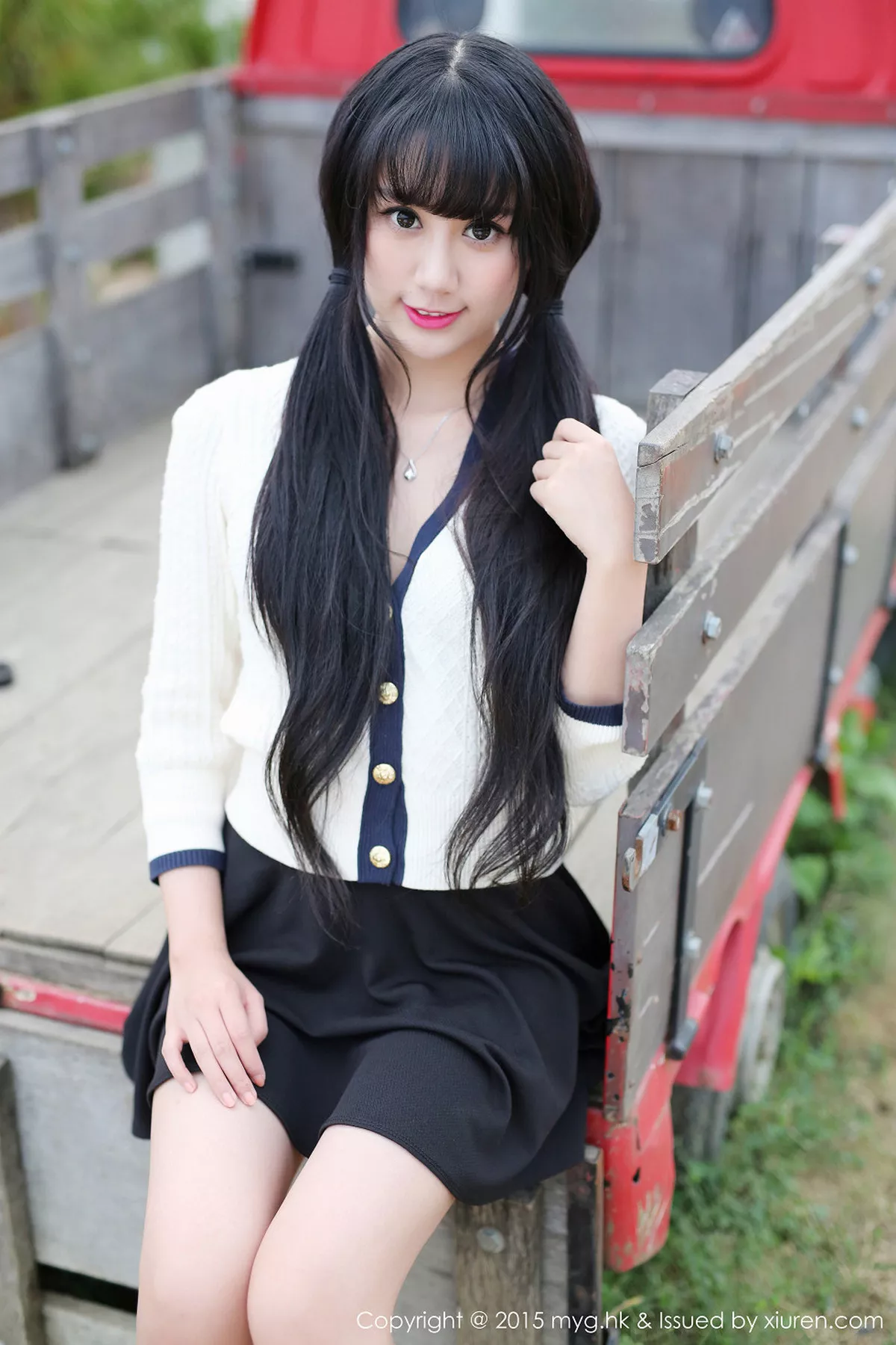 秀人集.com_[MyGirl美媛馆]Vol.102_嫩模杨晓青儿泰国Pai县旅拍白色蕾丝袜诱惑翘臀写真60P