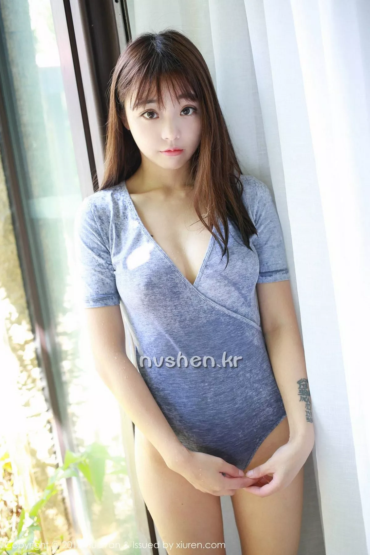 秀人集.com_[HuaYan花の颜]Vol.013_嫩模佘贝拉bella三亚旅拍第二套高叉连体内衣完美曲线写真53P