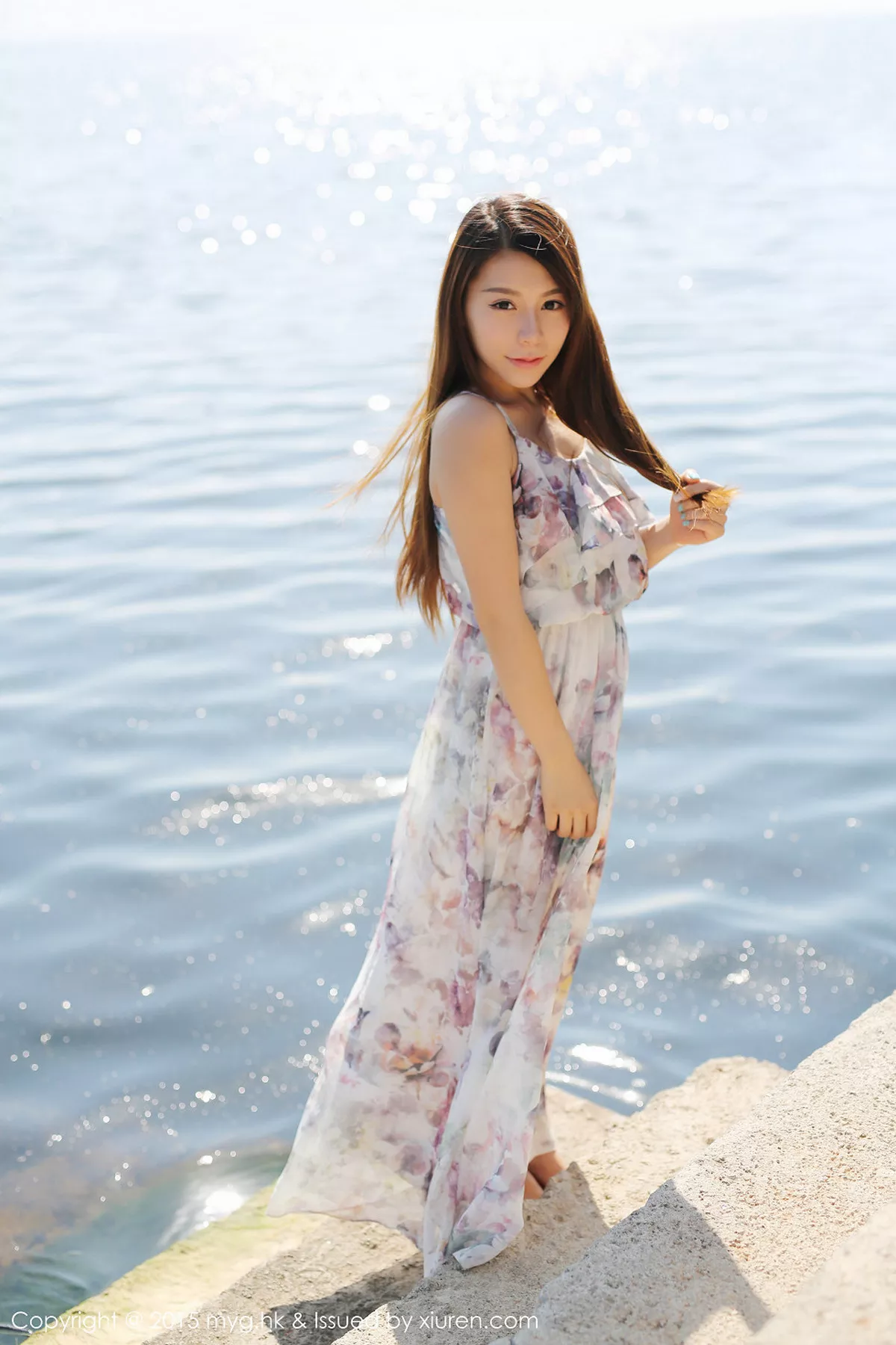 秀人集.com_[MyGirl美媛馆]Vol.106_嫩模vetiver嘉宝贝儿大理旅拍连身花长裙清新迷人写真50P