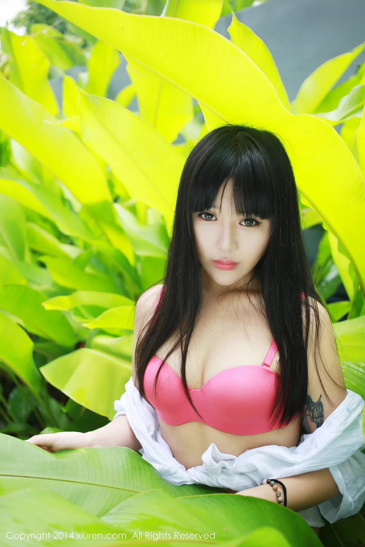 秀人集.com_[XiuRen秀人网]No.187_文艺女青年八宝icey泰国旅拍性感内衣下豪乳翘臀诱人写真65P