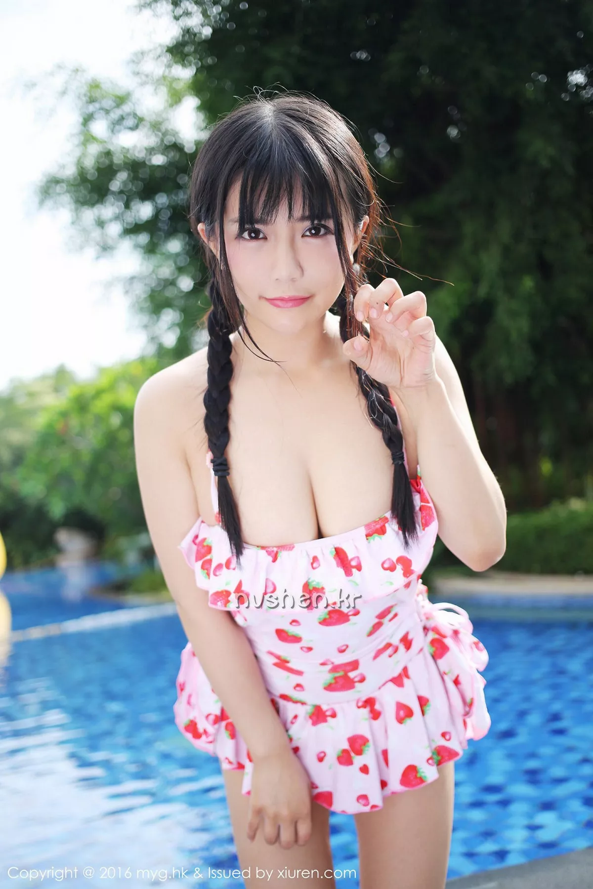 秀人集.com_[MyGirl美媛馆]Vol.230_巨乳嫩模崔乖艺性感花色比基尼童颜巨乳诱惑写真54P